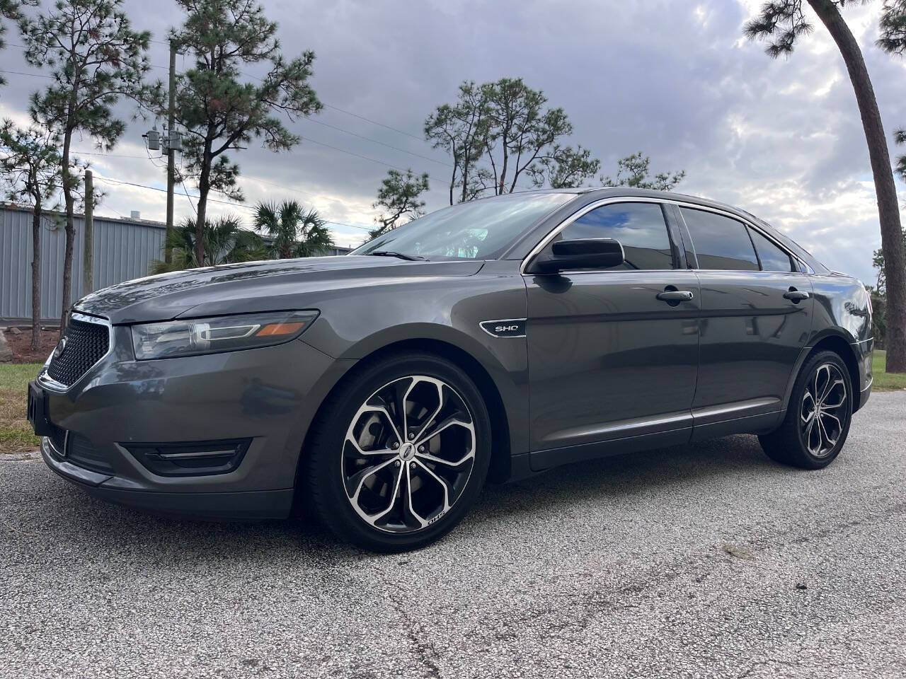 2015 Ford Taurus for sale at Rimas Auto LLC in Orlando, FL