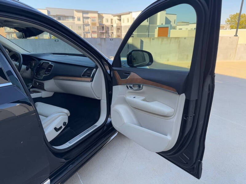 2018 Volvo XC90 T6 Inscription