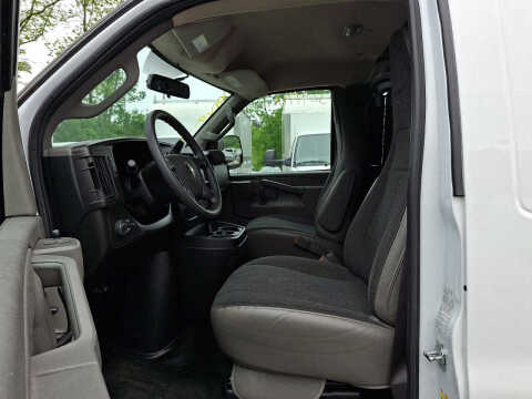 2024 Chevrolet Express 2500