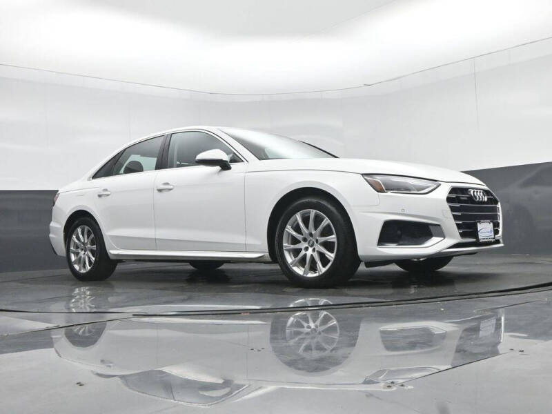 2022 Audi A4 quattro Premium 40 TFSI