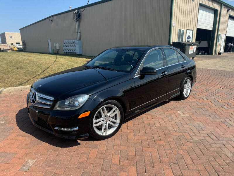 2013 Mercedes-Benz C-Class for sale at Titan Motors LLC in Plainfield IL