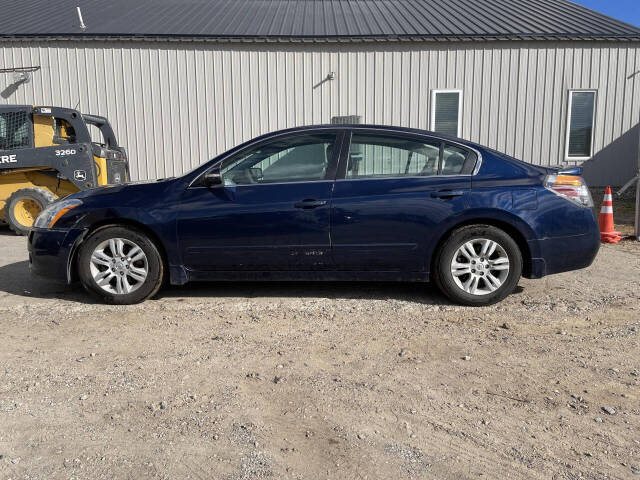 2012 Nissan Altima for sale at Twin Cities Auctions in Elk River, MN