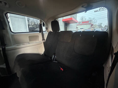 2012 Dodge Grand Caravan Crew