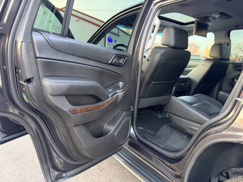 2017 Chevrolet Suburban LT