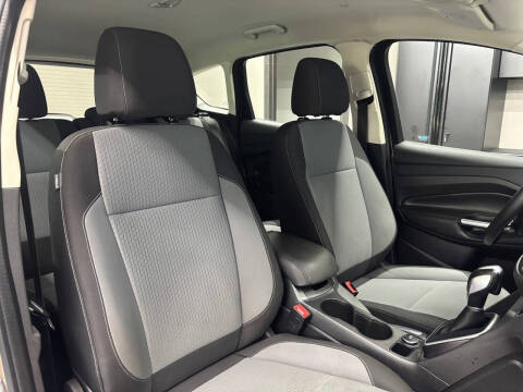 2017 Ford C-MAX Hybrid SE