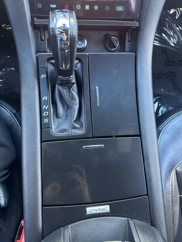 2017 Ford Taurus SHO