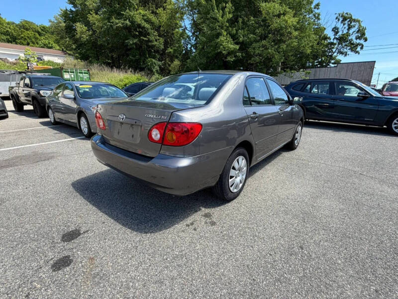 2004 Toyota Corolla
