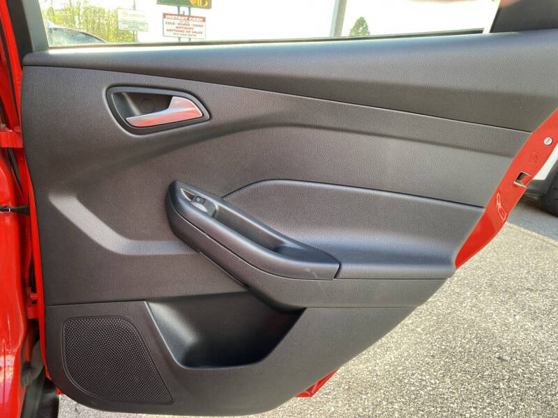 2012 Ford Focus SE