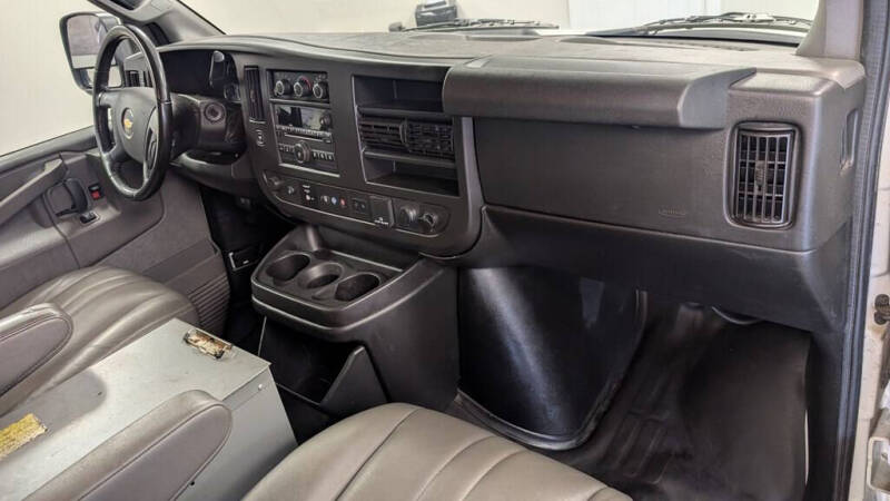 2020 Chevrolet Express 3500