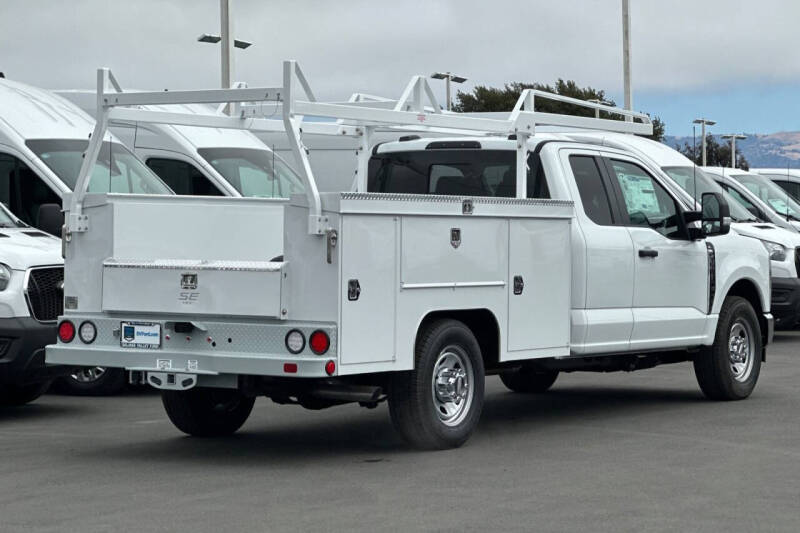 2025 Ford F-350 Super Duty XL