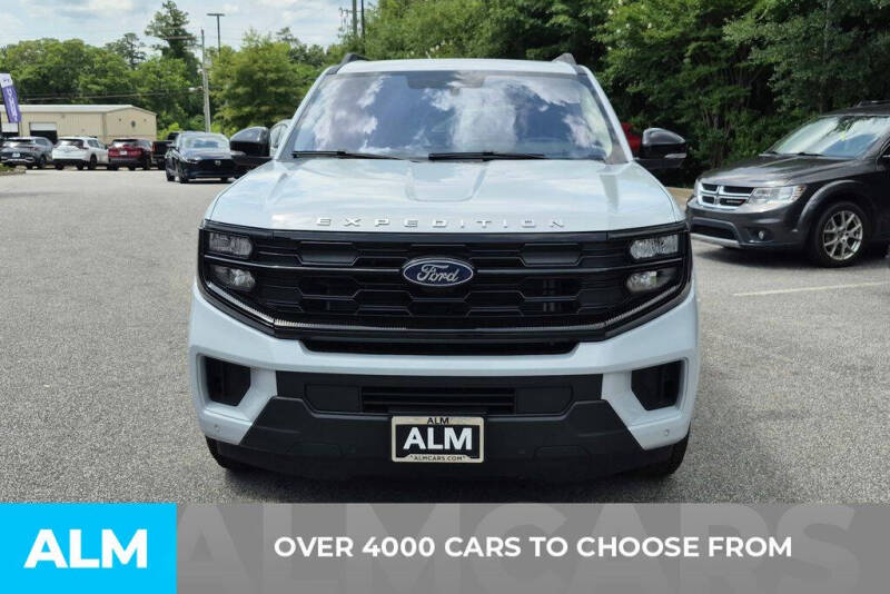 2025 Ford Expedition MAX Active