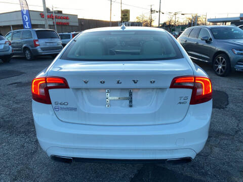 2015 Volvo S60 T5 Premier