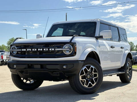 2026 Ford Bronco Outer Banks