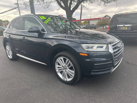 2018 Audi Q5 2.0T quattro Premium Plus