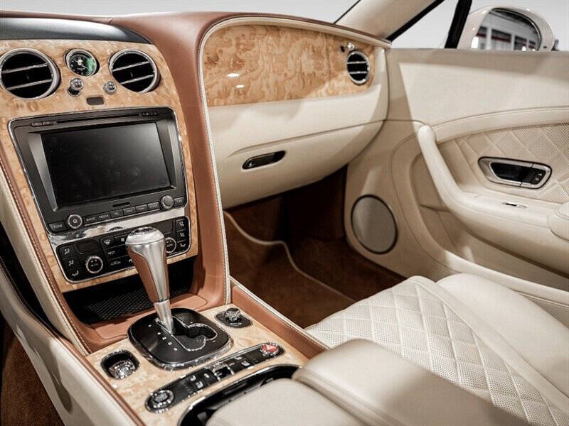 2016 Bentley Continental 34