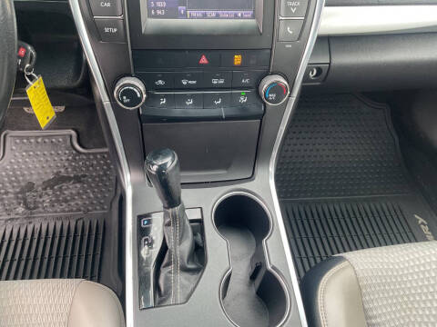 2015 Toyota Camry SE