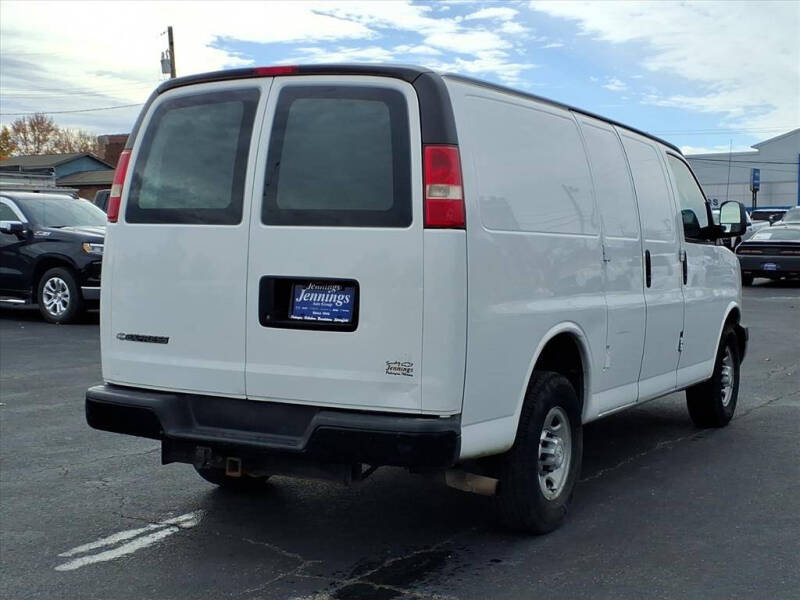2017 Chevrolet Express 2500