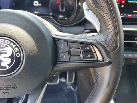 2024 Alfa Romeo Tonale Hybrid Veloce