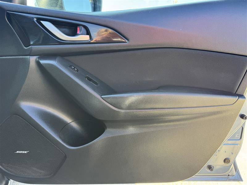 2015 Mazda MAZDA3 i Touring