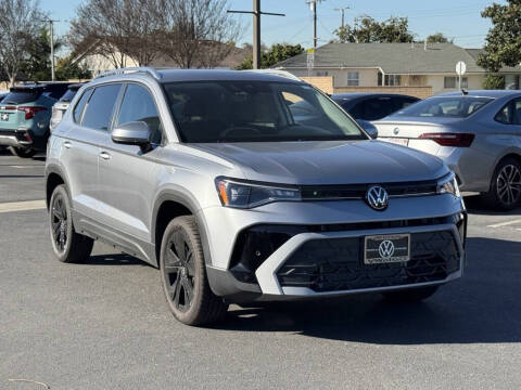2025 Volkswagen Taos SE