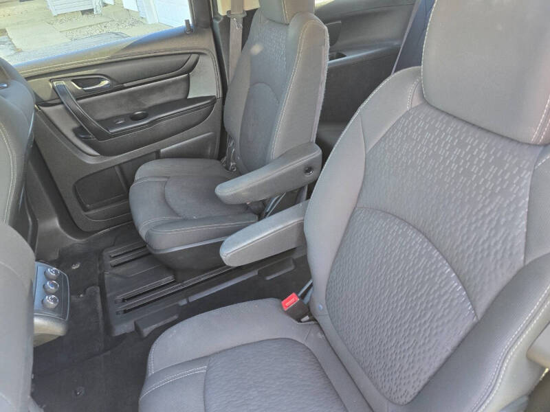 2014 GMC Acadia SLE-2