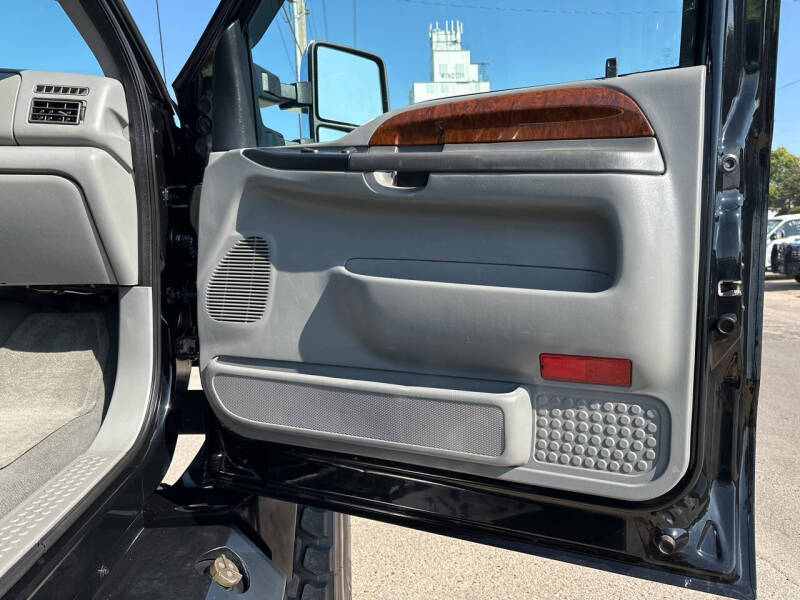 2007 Ford F-650 Super Duty