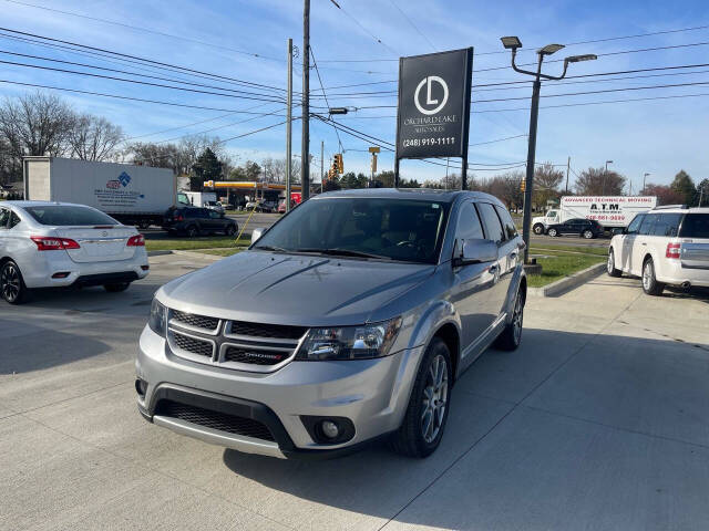 2019 Dodge Journey for sale at ORCHARD LAKE AUTO SALES INC in Farmington Hills, MI