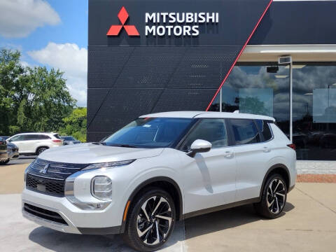 2024 Mitsubishi Outlander for sale at Lasco of Grand Blanc in Grand Blanc MI