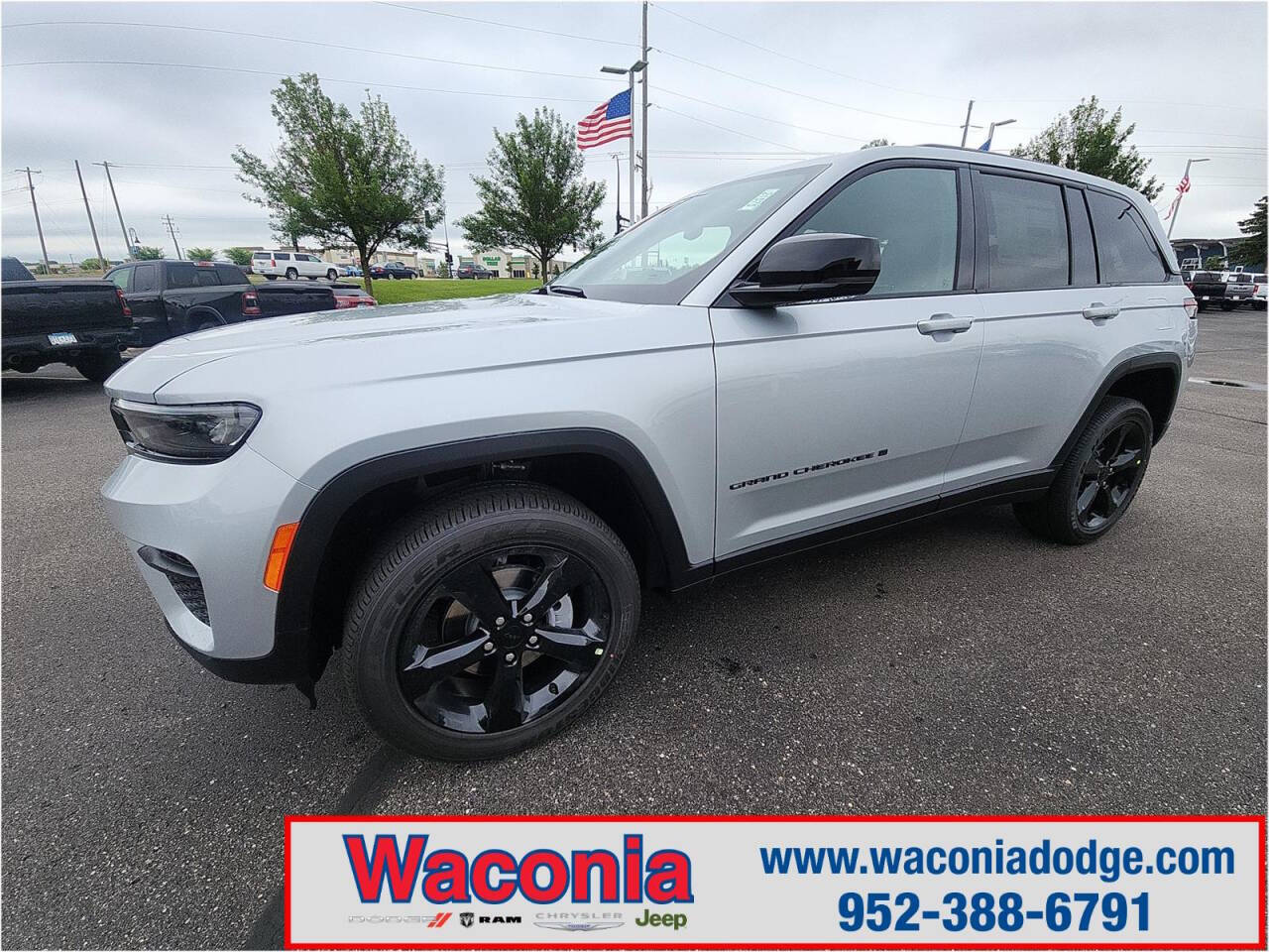 2024 Jeep Grand Cherokee for sale at Victoria Auto Sales in Victoria, MN