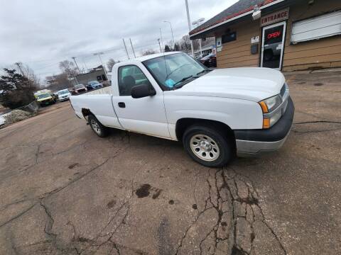2005 Chevrolet Silverado 1500 for sale at Geareys Auto Sales of Sioux Falls, LLC in Sioux Falls SD