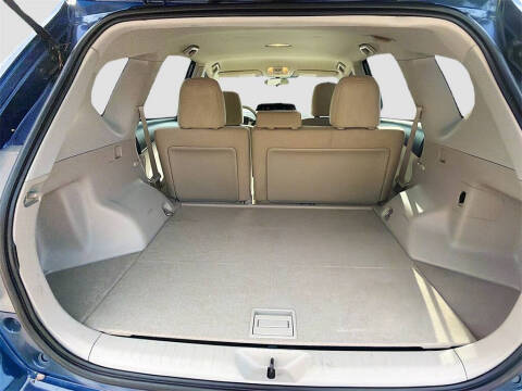 2012 Toyota Prius v Two