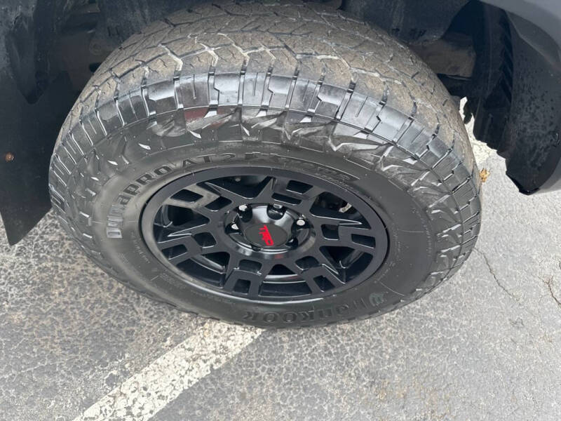 2017 Toyota Tacoma