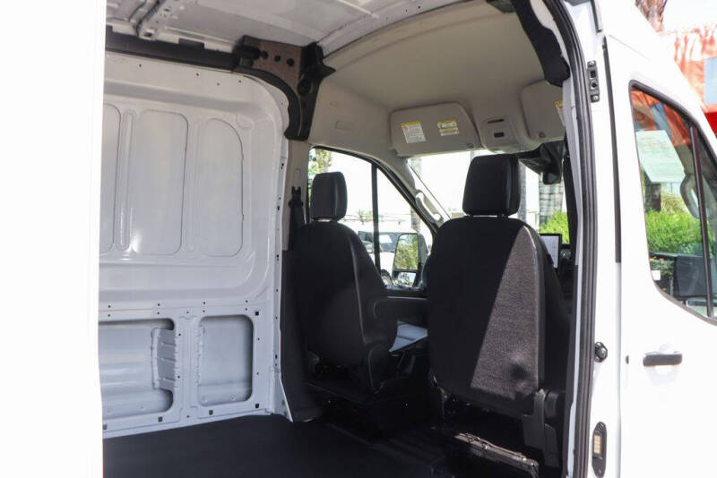 2026 Ford Transit 250