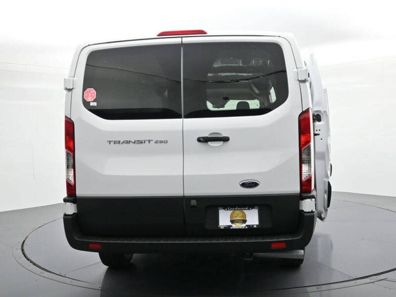 2025 Ford Transit