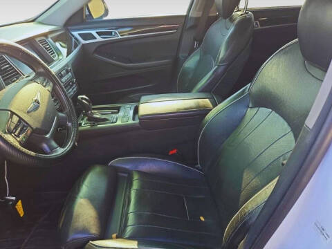 2015 Hyundai Genesis