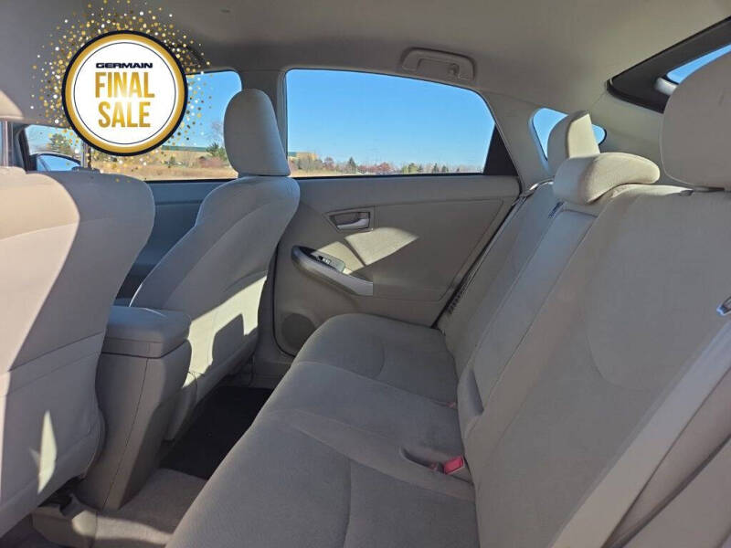 2010 Toyota Prius II