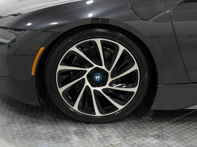 2015 BMW i8