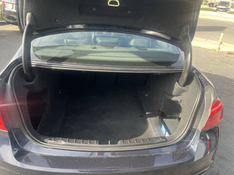 2017 BMW 3 Series 330i