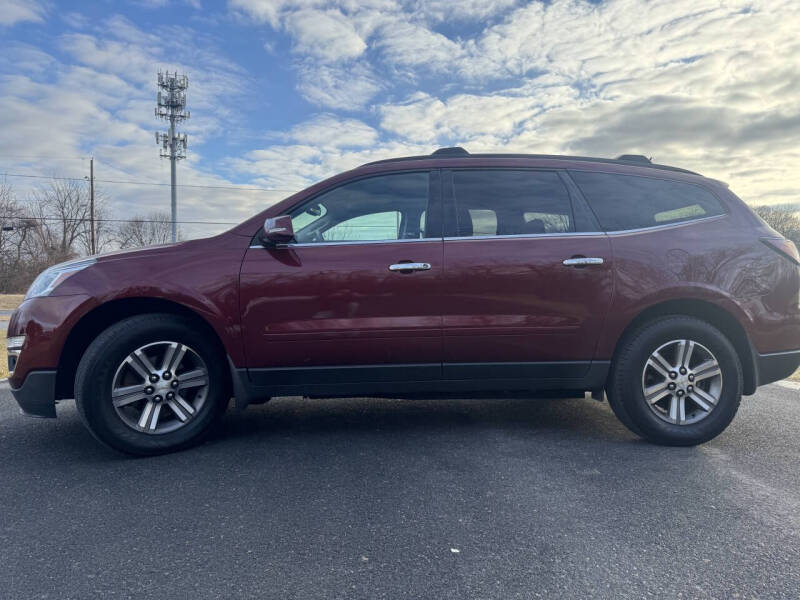 2017 Chevrolet Traverse LT