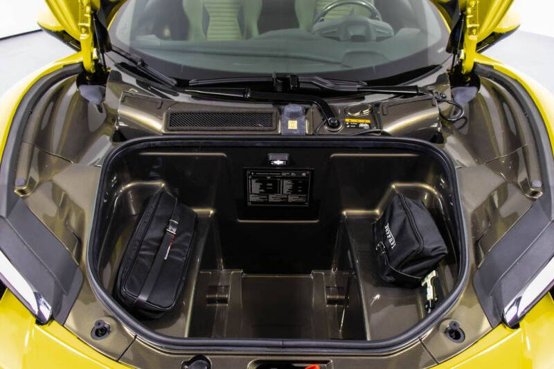 2023 Ferrari 296 GTS
