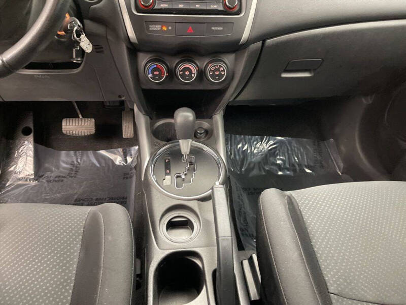 2014 Mitsubishi Outlander Sport ES