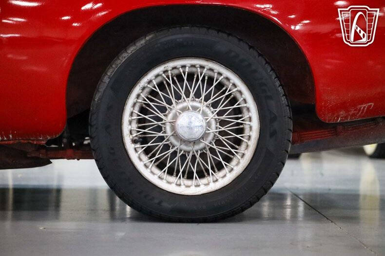 1974 MG B