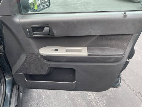 2009 Ford Escape XLT