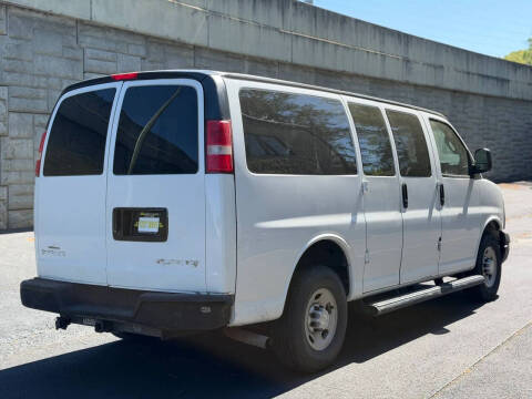 2017 Chevrolet Express LS 2500