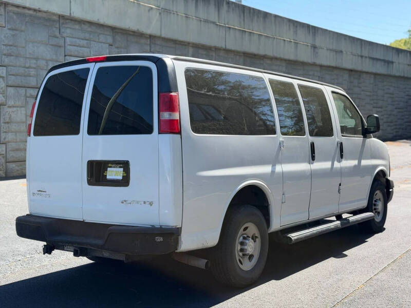 2017 Chevrolet Express LS 2500