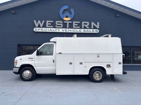 2011 Ford E-350 KUV