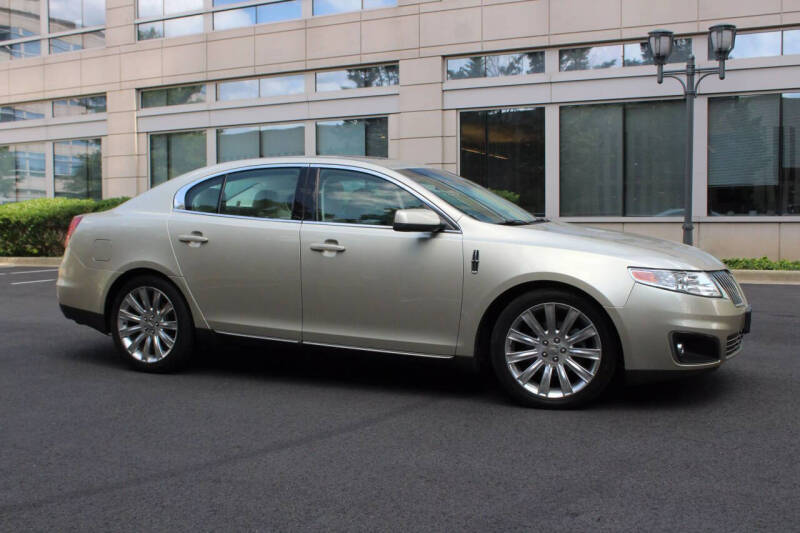 2011 Lincoln MKS