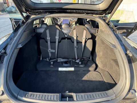 2016 Tesla Model S 90D