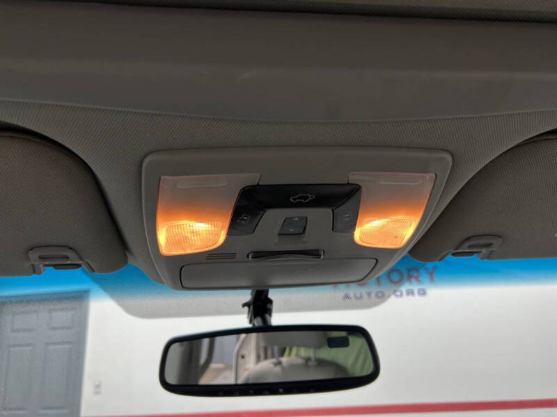 2015 Toyota Sienna XLE 8-Passenger