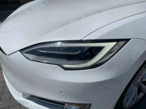 2018 Tesla Model S 75D
